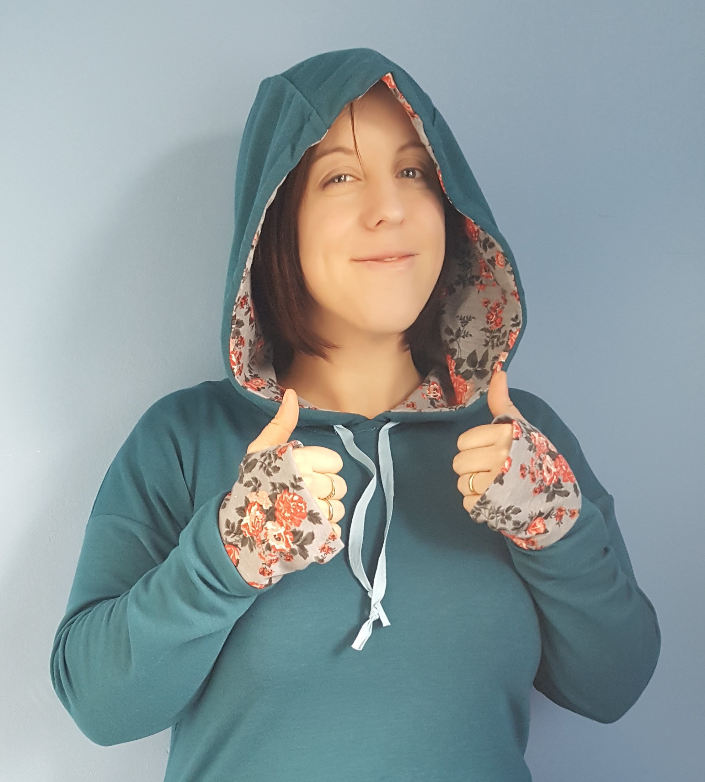 https://theyorkshiresewist.uk/2018/03/30/tilly-and-the-buttons-stella-hoody-and-a-thumbhole-hack/20180330_151553-2/